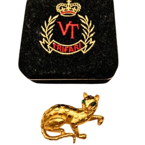 Vintage Crown Trifari Gold Leopard Cat Brooch MINT with Box - Picture 8 of 11
